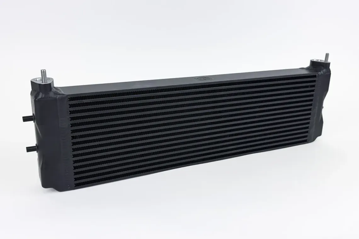 CSF 8317 Радиатор масляный для BMW F1X M5/M6 / F9X M5/M8 / G9X M5