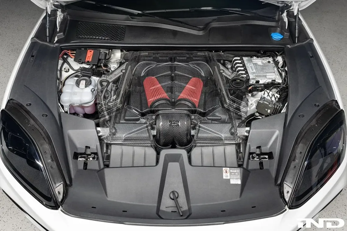 Eventuri EVE-FLV8TT-CF-INT Впускная система для 4.0TFSI Twin Turbo V8 (2025+)