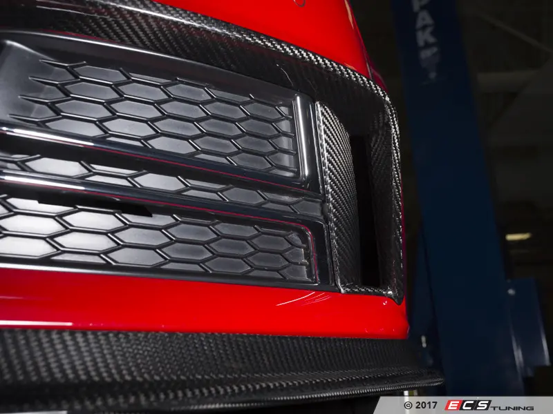 ECS Tuning ES#3195023 Карбоновые накладки боковых решеток для Audi A4/S4 B9 — фото 4 из 7