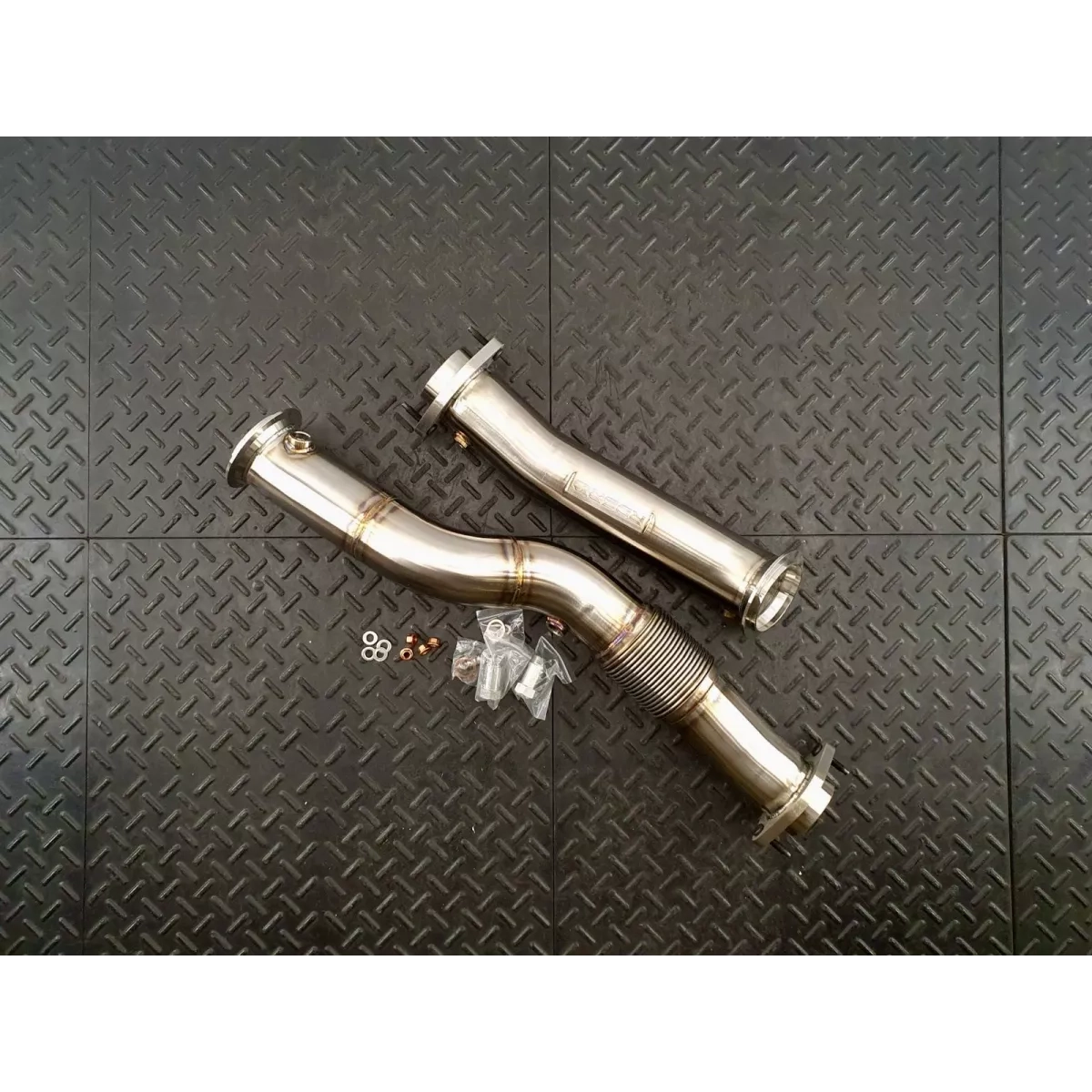 REDSTAR EXHAUST Даунпайпы без катализаторов для BMW M2 G87/M3 G80 G81/M4 G82 — фото 2 из 2