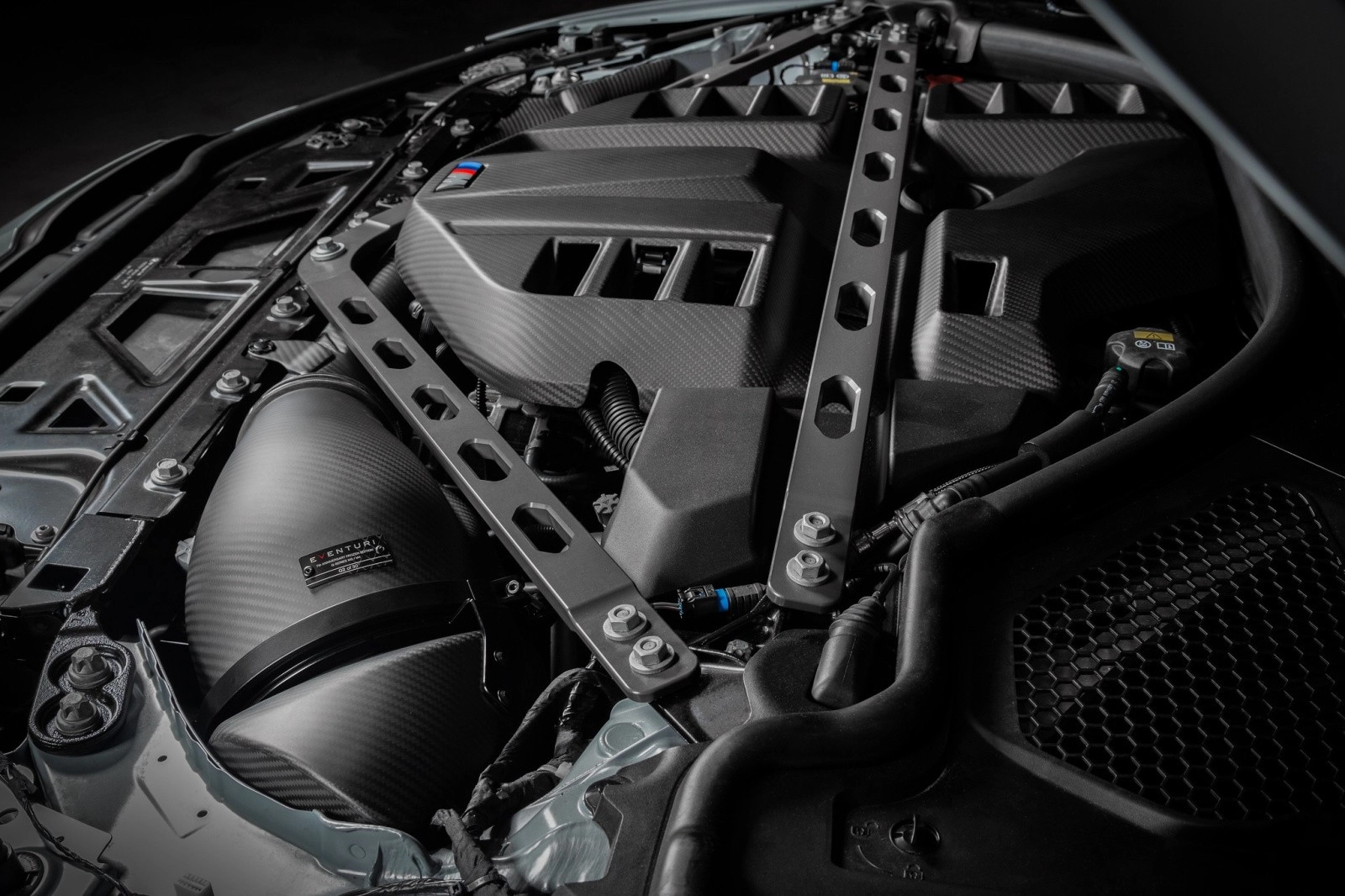 Eventuri EVE-G8XMV2-CFM-INT Впускная система из карбона для BMW M3/M4 G8x (матовая) — фото 12 из 13