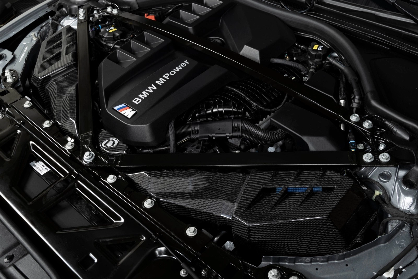 DINAN Впускная система из карбона для BMW M2/M3/M4 2021-2024 (глянец) — фото 3 из 15
