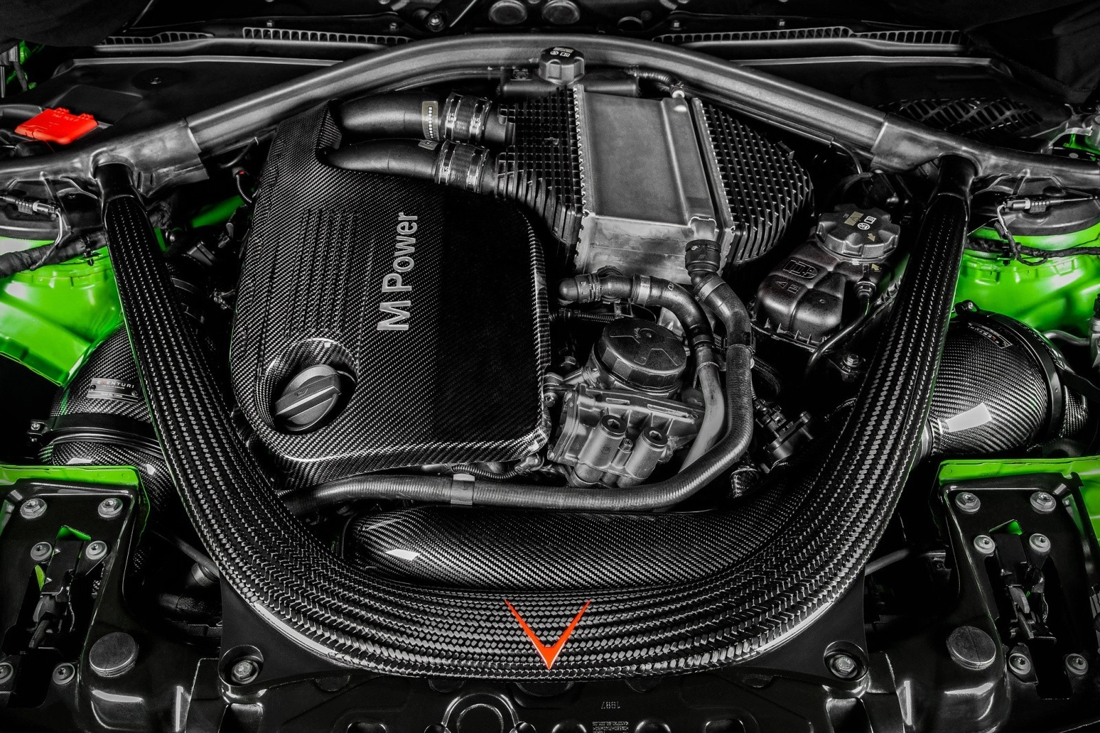 Eventuri EVE-F8XMV2-CF-INT Впускная система из карбона V2 для BMW M3 / M4 F8X — фото 14 из 20