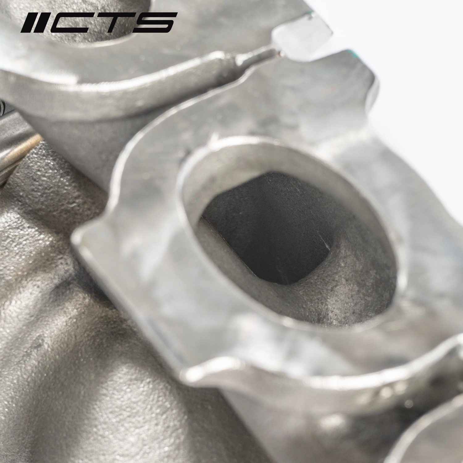 CTS Turbo CTS-TR-0058 Комплект турбокомпрессоров Stage 2+ для G80 BMW M3, G82 BMW M4 / G87 BMW M2 и F97/98 BMW X3M/X4M с двигателем S58 — фото 9 из 12