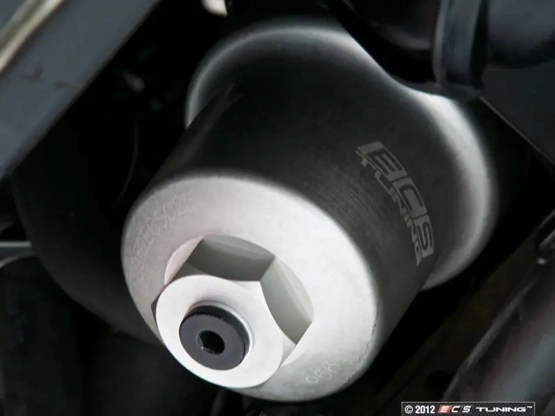 ECS Tuning ES#2608273 Алюминиевый корпус масляного фильтра для VAG 2.0 2.5 TFSI — фото 8 из 9