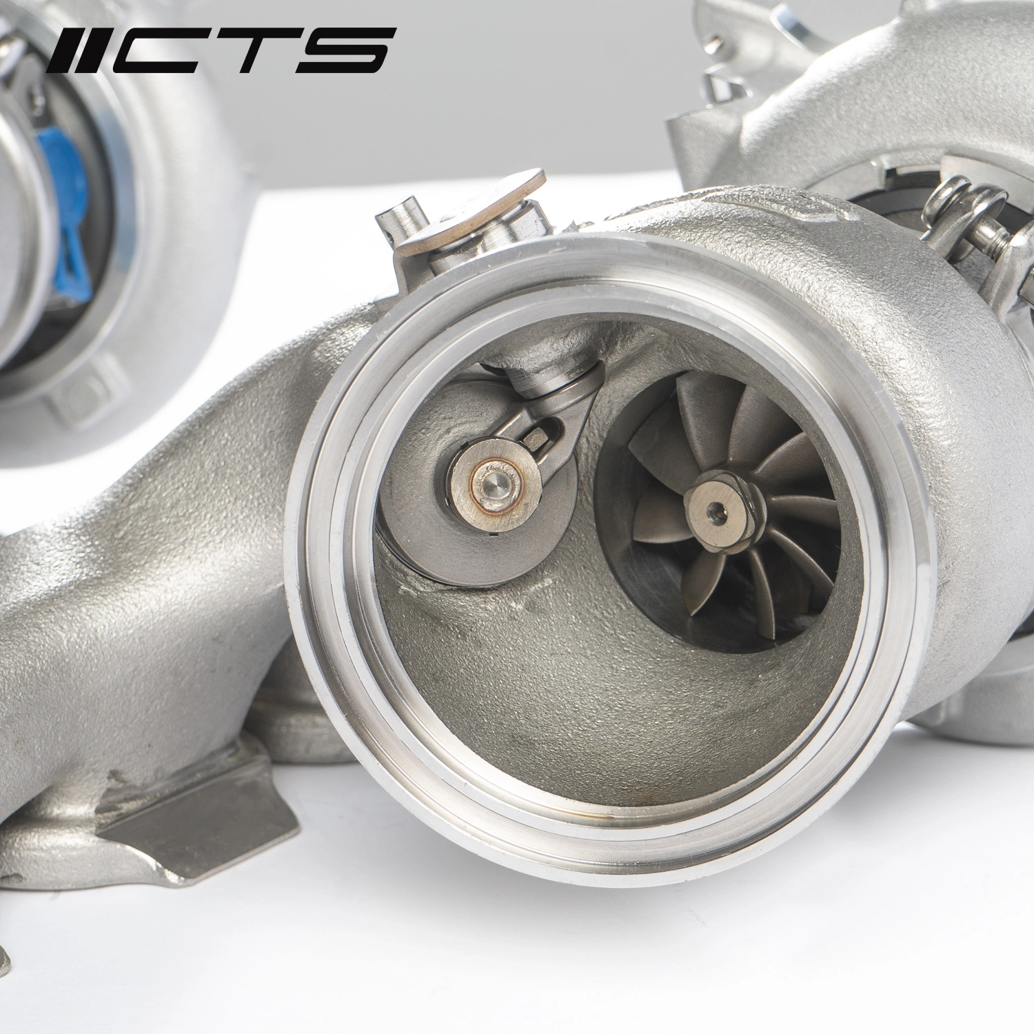 CTS Turbo CTS-TR-0058 Комплект турбокомпрессоров Stage 2+ для G80 BMW M3, G82 BMW M4 / G87 BMW M2 и F97/98 BMW X3M/X4M с двигателем S58 — фото 7 из 12