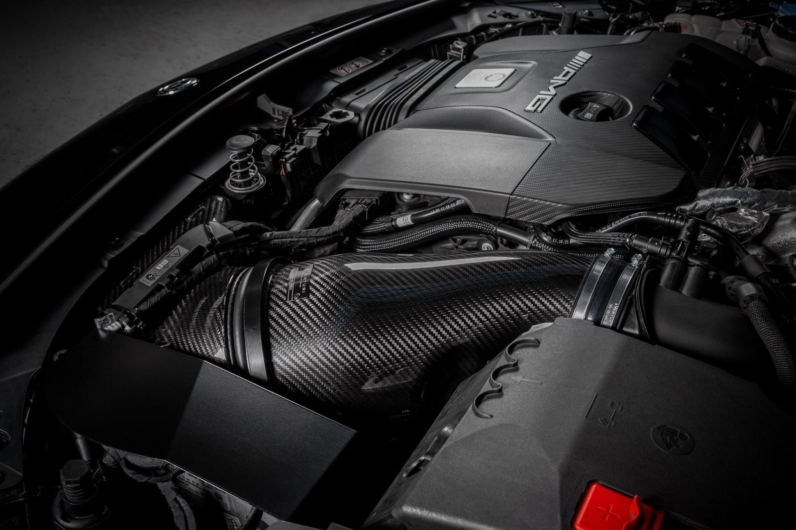 Eventuri EVE-A45S-CF-INT Впускная система из карбона для Mercedes AMG W177 A45S / C118 CLA45 — фото 10 из 14