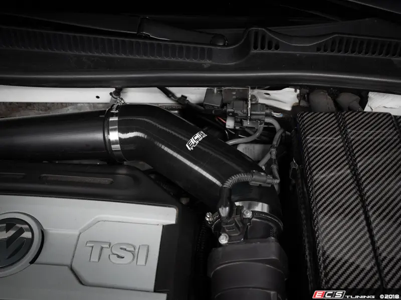 ECS Tuning ES#3493246 Силиконовый патрубок от короба воздушного фильтра для VAG 1.8 2.0 TSI Gen.2 — фото 3 из 17