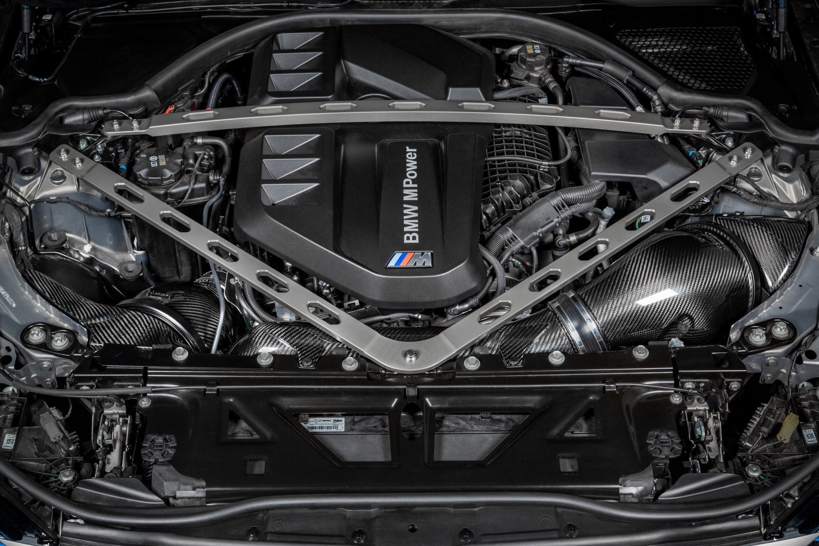 Eventuri EVE-G8XMV2-CF-INT Впускная система из карбона для BMW M3/M4 G8x — фото 4 из 10
