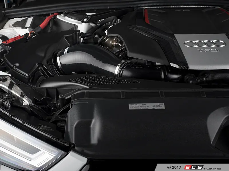 ECS Tuning ES#3420204 Силиконовый патрубок от короба воздушного фильтра для Audi S4 S5 SQ5 B9 — фото 2 из 12