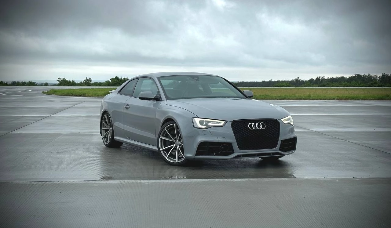 H&R 29061-1 Пружины с занижением Audi A4, A5, S4, S5, RS4, RS5 (B8) — фото 2 из 3