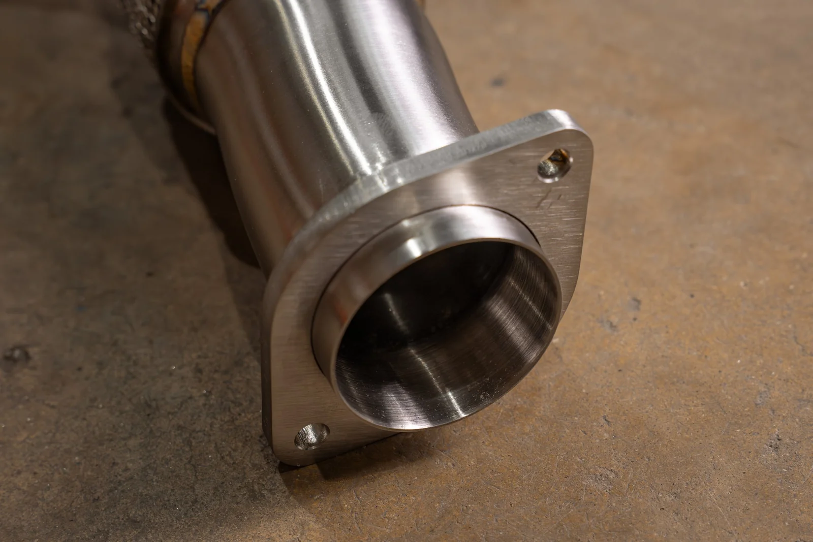 Valvetronic Designs Даунпайпы со спортивными катализаторами BMW G80/G82/G83/G87 M2 / M3 / M4 — фото 8 из 12