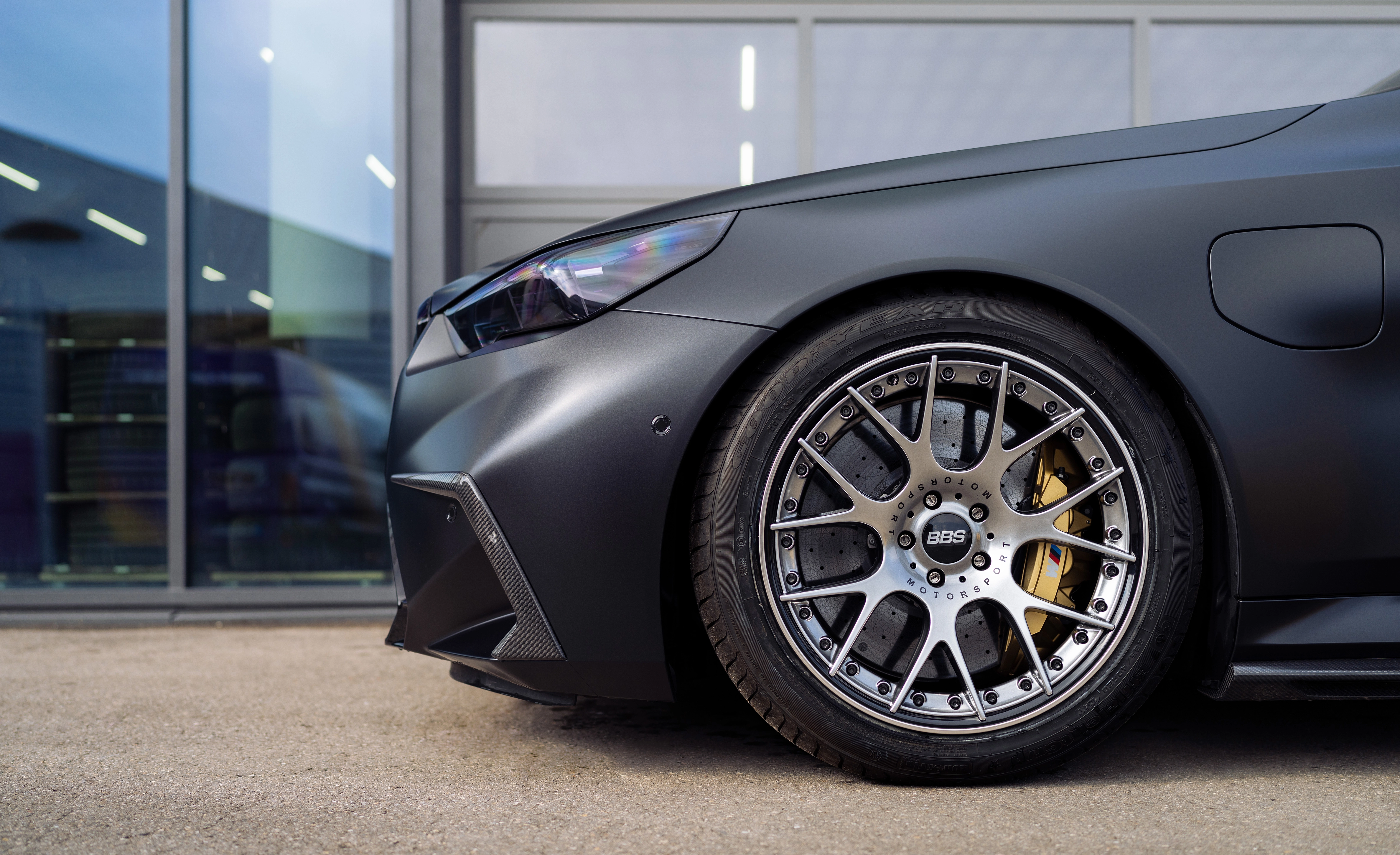KW Suspension 253200GG Комплект регулируемых пружин с занижением для BMW M5 G90 — фото 6 из 7