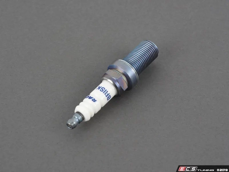 Brisk Silver Racing ER10GS Свеча зажигания для VAG EA888.3 MQB + 2.5T RS (10) — фото 1 из 3