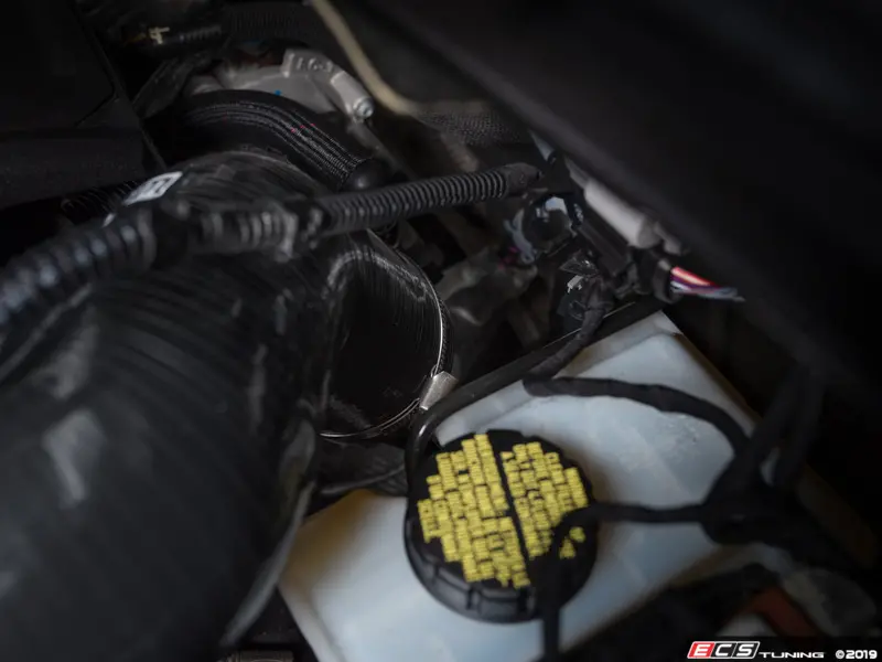 ECS Tuning ES#3697654 Силиконовый патрубок от короба воздушного фильтра для VAG 2.0 TSI Miller — фото 14 из 14