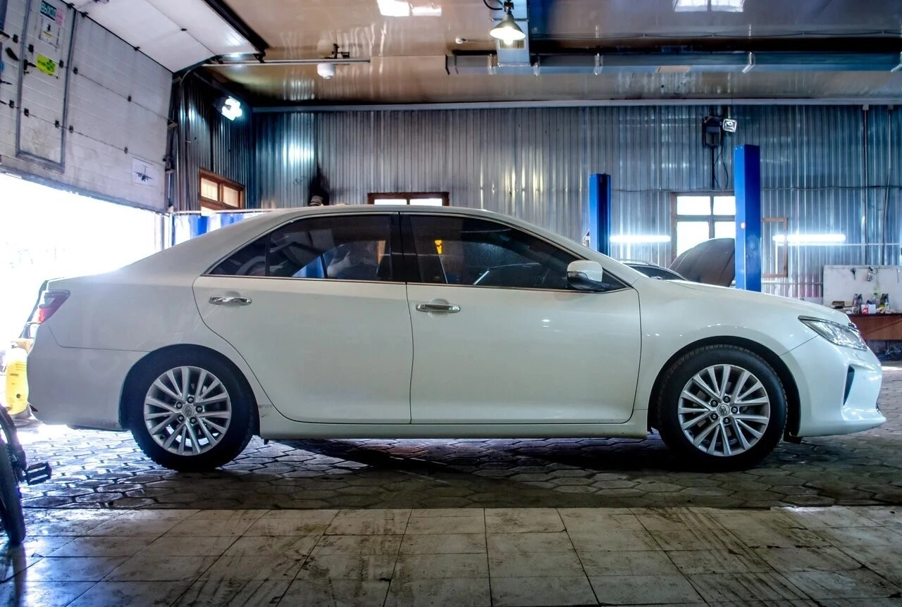 H&R 54685 Пружины с занижением для Toyota Camry V50 / V55 — фото 3 из 3