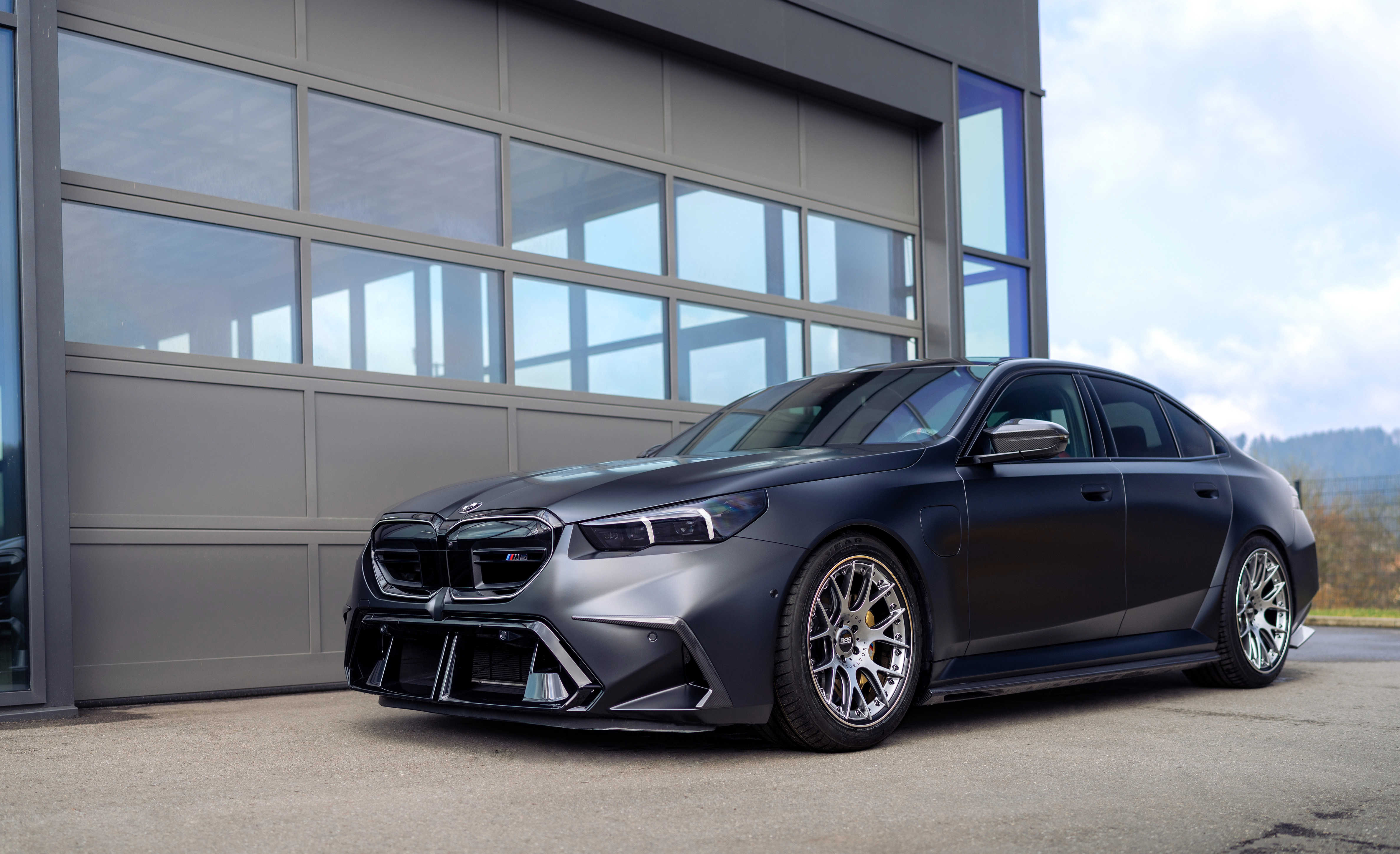 KW Suspension 253200GG Комплект регулируемых пружин с занижением для BMW M5 G90 — фото 4 из 7
