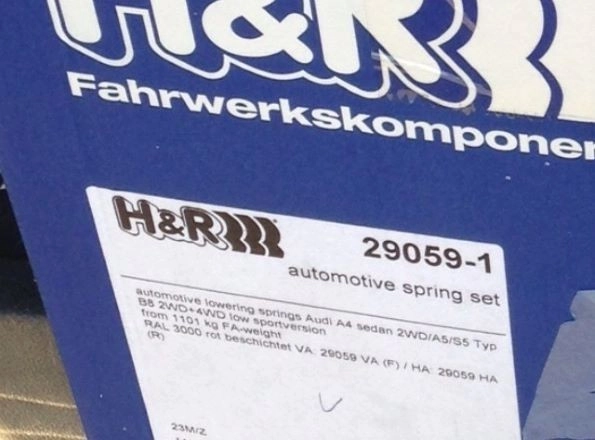 H&R 29059-1 Пружины с занижением Audi A4, A5, S5 (B8) — фото 2 из 4