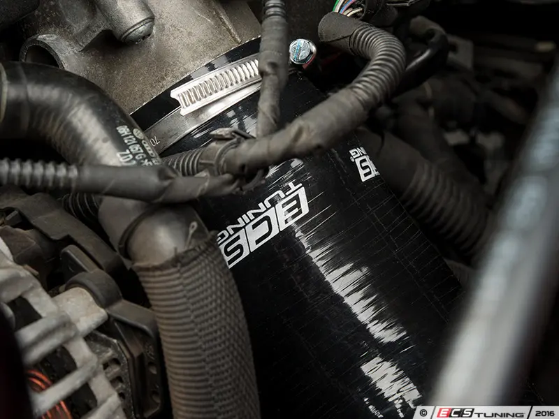 ECS Tuning ES#3076126 Силиконовый патрубок дроссельной заслонки для Audi A4 A5 Q5 B8 — фото 6 из 7