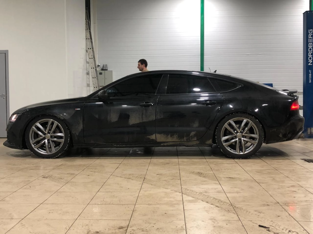 H&R 28917-4 Пружины с занижением Audi A6 (C7) / A7 (C7) 4WD — фото 3 из 3