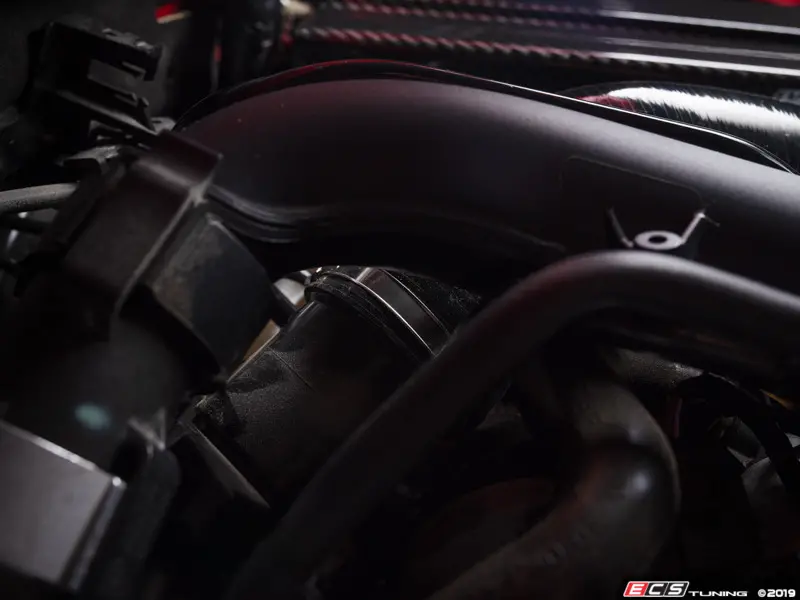 ECS Tuning ES#3660431 Силиконовый патрубок от короба воздушного фильтра для VAG 1.4T MQB — фото 20 из 20