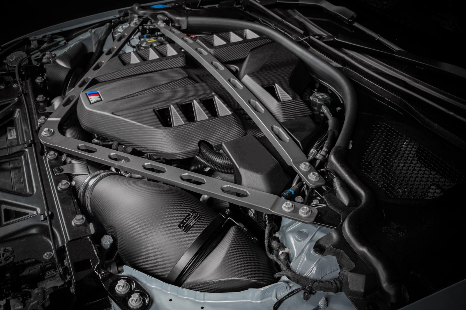 Eventuri EVE-G8XMV2-CFM-INT Впускная система из карбона для BMW M3/M4 G8x (матовая) — фото 8 из 13